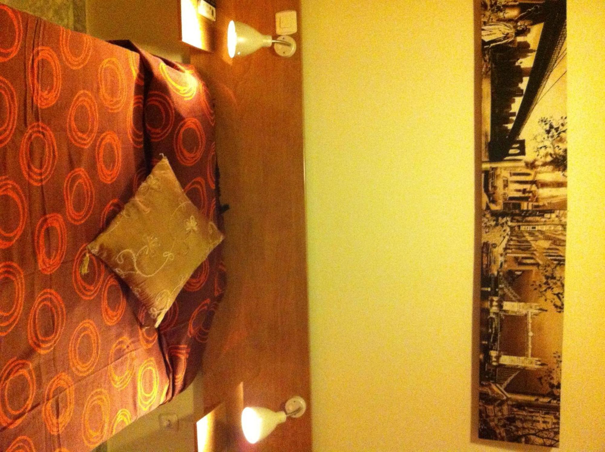 Hostal Neptuno Caces Екстериор снимка