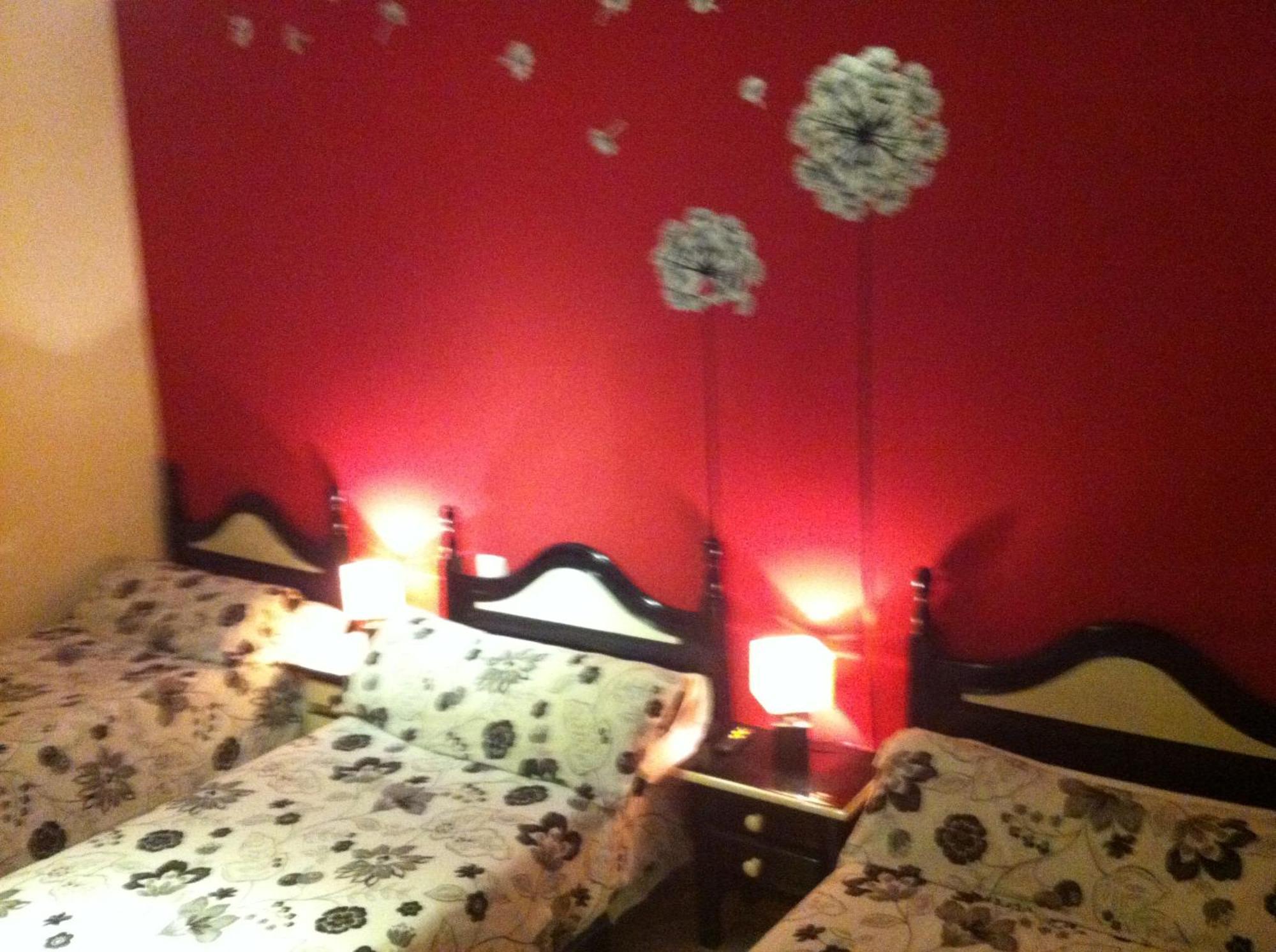 Hostal Neptuno Caces Екстериор снимка