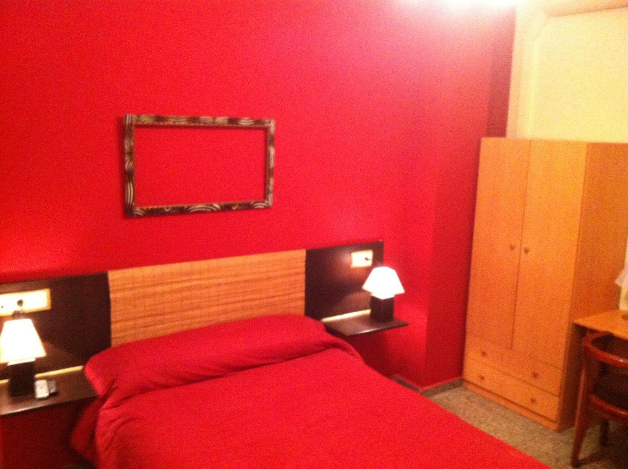 Hostal Neptuno Caces Екстериор снимка