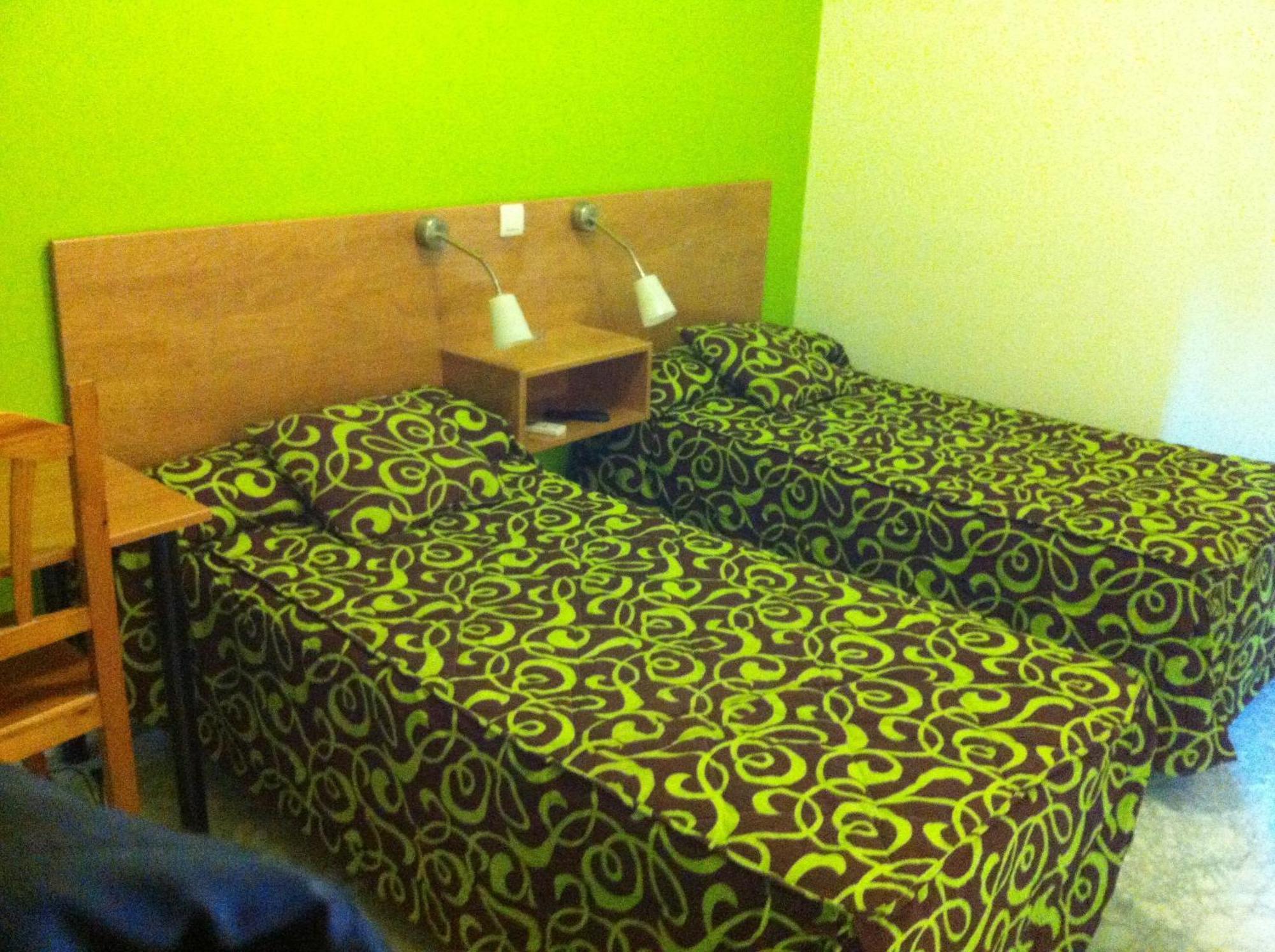 Hostal Neptuno Caces Екстериор снимка