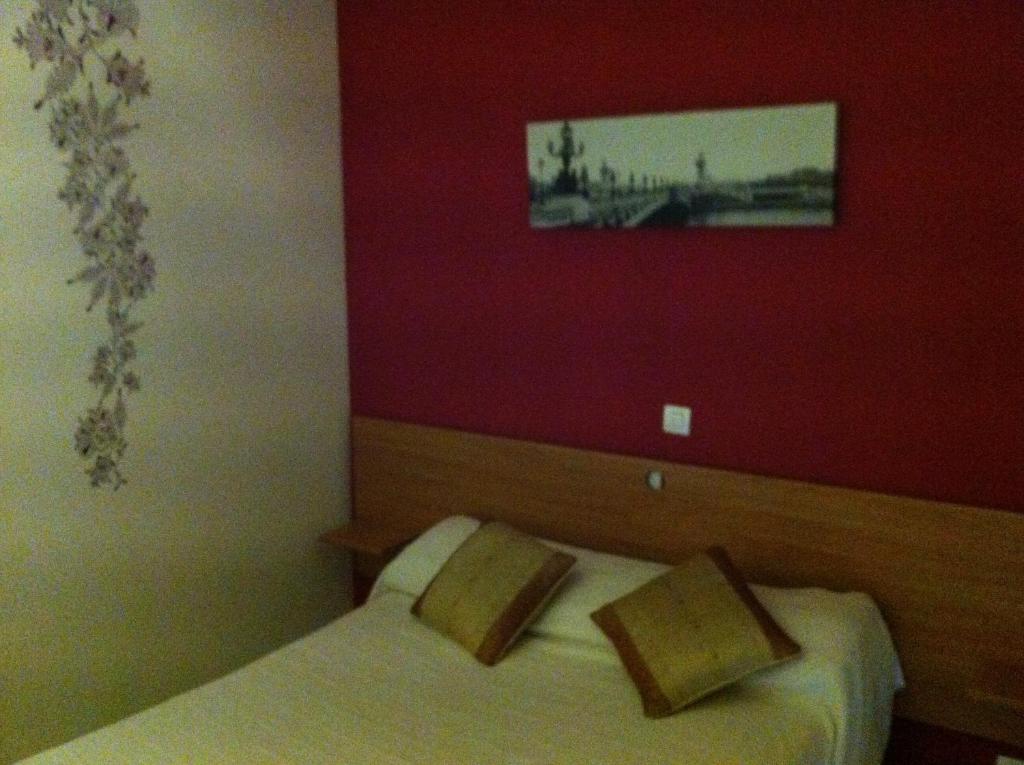 Hostal Neptuno Caces Екстериор снимка