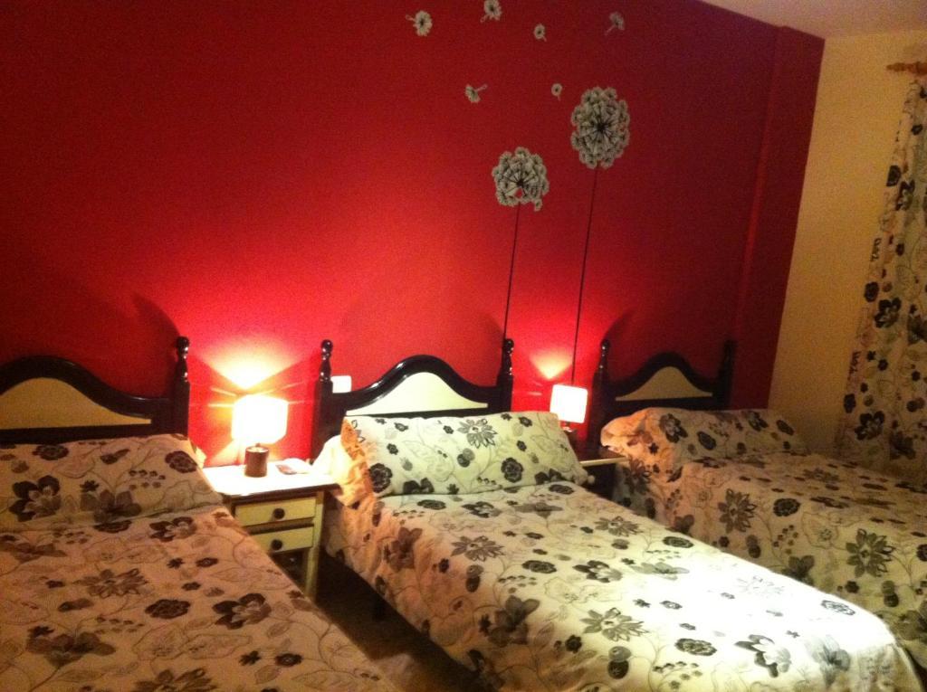 Hostal Neptuno Caces Стая снимка