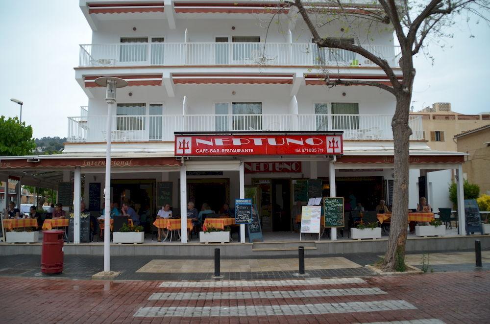 Hostal Neptuno Caces Екстериор снимка