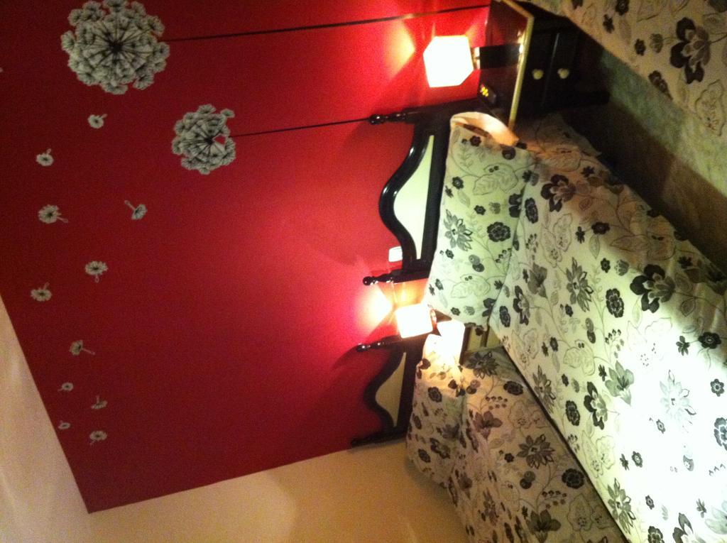 Hostal Neptuno Caces Екстериор снимка
